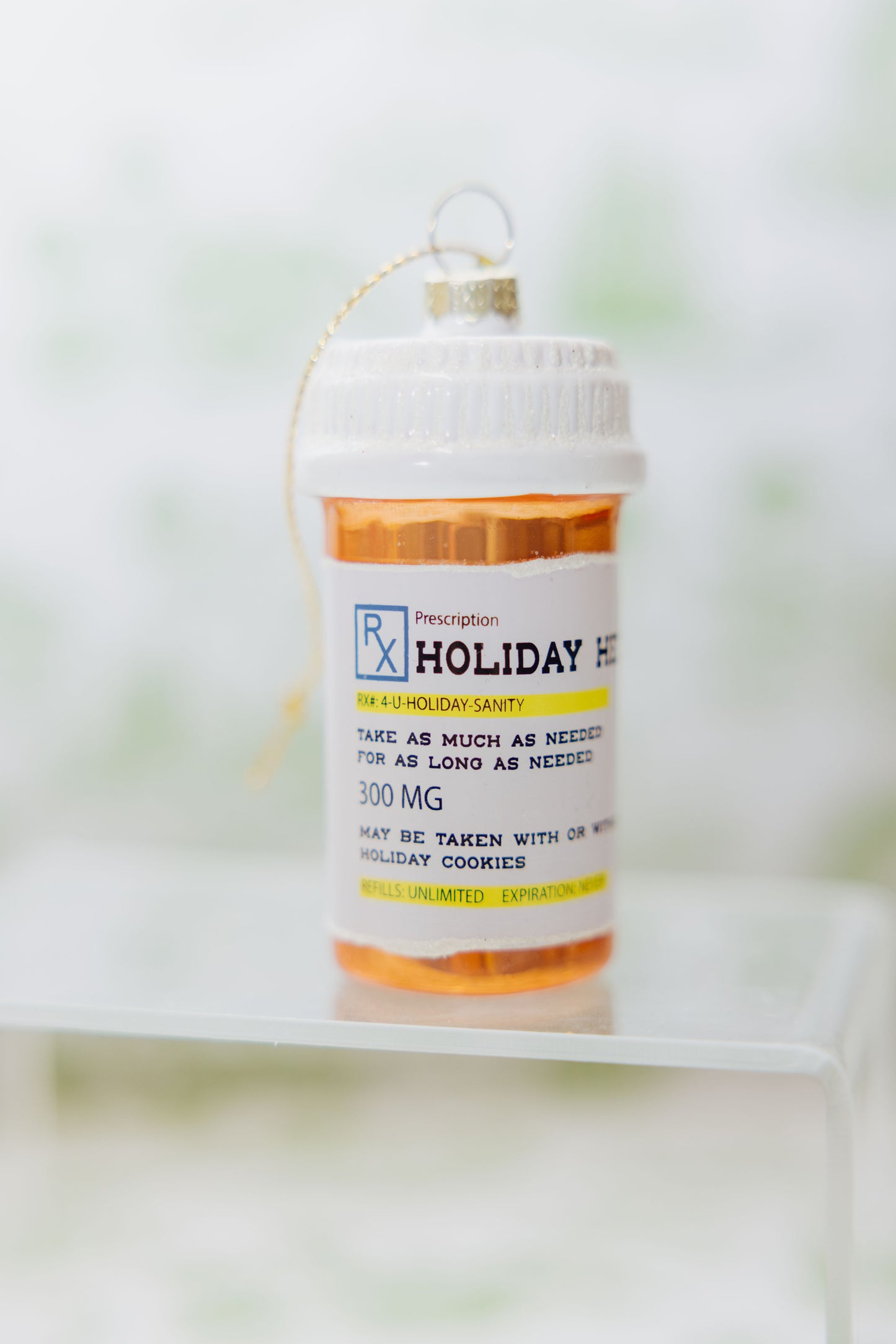 Holiday Helper Ornament